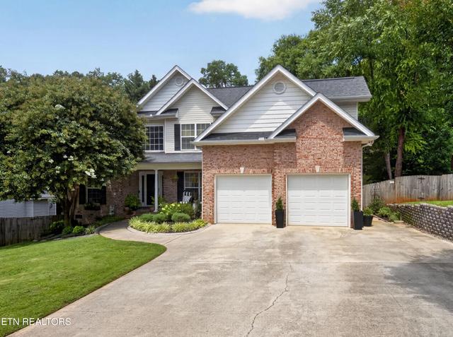 1332 Pershing Hill Ln, Knoxville, TN 37919