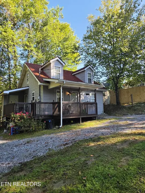125 Cawood Ln, Middlesboro, KY 40965