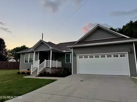 127 Kars Ln, Tazewell, TN 37879