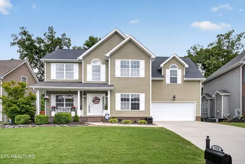 7431 Sparkle Ln, Knoxville, TN 37931