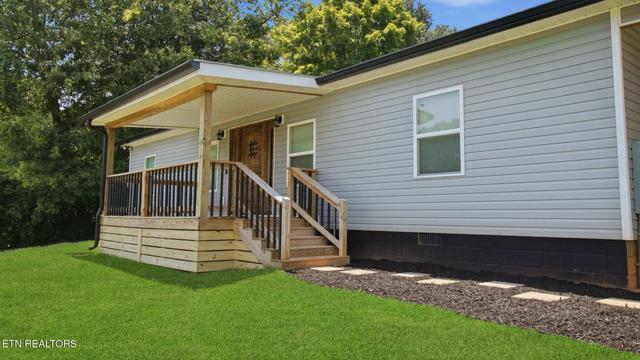 174 Poplar St, Benton, TN 37307