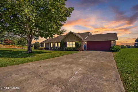 1324 Prairie Pl, Greenback, TN 37742