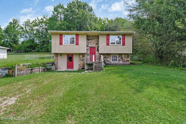 106 Willow Creek Rd, Wartburg, TN 37887