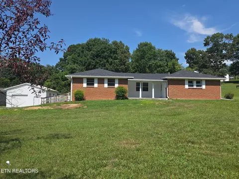 824 Poplar Springs Rd, Loudon, TN 37774