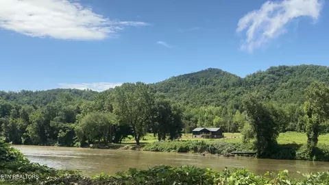 3197 E Highway 25-70, Del Rio, TN 37727