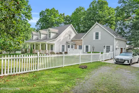 2570 Martha Washington Rd, Clarkrange, TN 38553