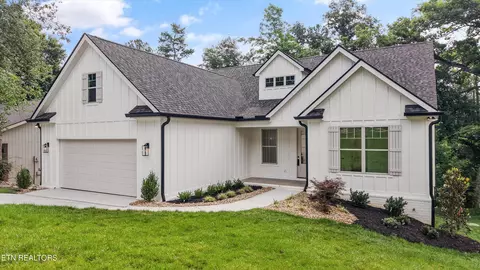239 Ootsima Way, Loudon, TN 37774