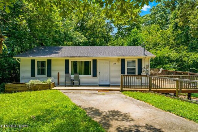 2319 Woods Smith Rd, Knoxville, TN 37921