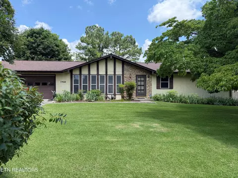 1930 Plumb Creek Cir, Knoxville, TN 37932