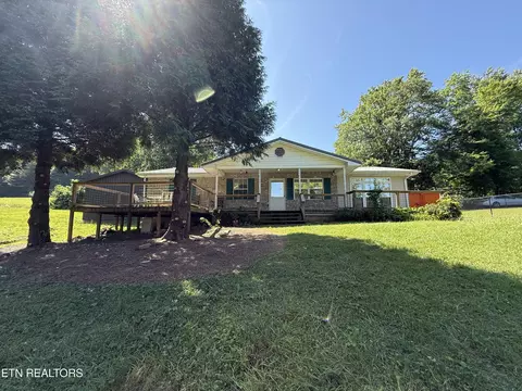 175 Hill Top St, Huntsville, TN 37756