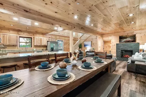 848 String Run Way, Pigeon Forge, TN 37863 photo 9