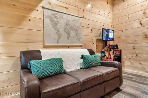 848 String Run Way, Pigeon Forge, TN 37863 photo 36