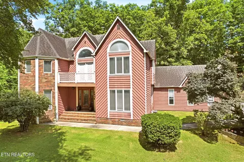 146 Peach Tree Cir, Wartburg, TN 37887