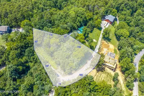 Raejon Way, Sevierville, TN 37862