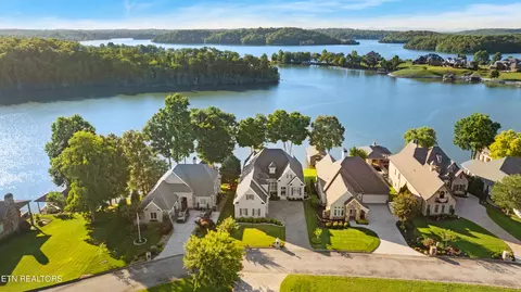 1670 Rarity Bay Pkwy, Vonore, TN 37885