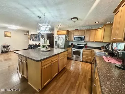 327 Torque Dr, Ewing, VA 24248 photo 26