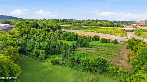 Cusick Rd, Rockford, TN 37853 photo 20