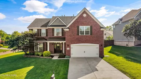 2058 Gusty Wind Ln, Knoxville, TN 37932