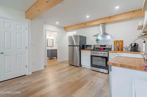 Kitchen - 131 Bart Woolum Rd, Lancing, TN 37770 photo 3 of 3