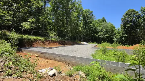240 Haven Way, Lenoir City, TN 37771