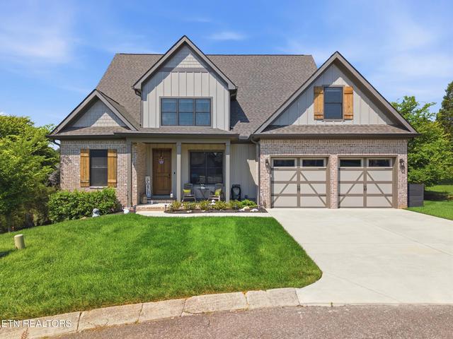 2200 Misty Mountain Cir, Knoxville, TN 37932