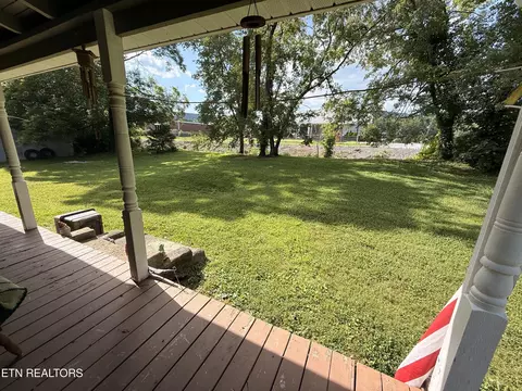 Exterior - 1031 Dryden Loop, Dryden, VA 24243 photo 2 of 5