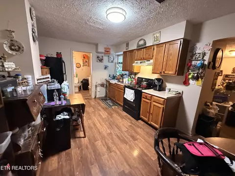 Kitchen - 1031 Dryden Loop, Dryden, VA 24243 photo 5 of 6