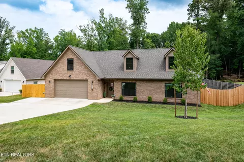 406 Robinson Tr, Loudon, TN 37774