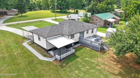 2329 Skyview Dr, Maryville, TN 37803