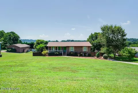 1807 Oakmont Cir, Louisville, TN 37777