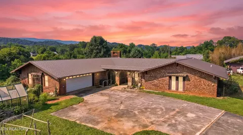 3030 New Blockhouse Rd, Maryville, TN 37803
