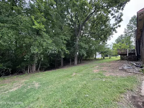 Exterior - 732 Greenbriar Rd, Talbott, TN 37877 photo 7 of 8