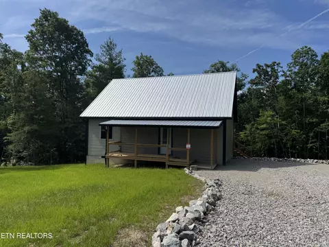 185 Northwood Pl, Jamestown, TN 38556