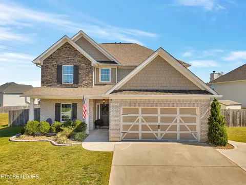 1307 Mary Katherine Dr, Maryville, TN 37804