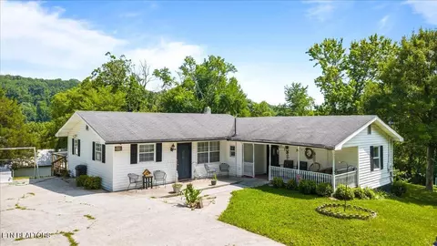 509 W Prospect St, La Follette, TN 37766