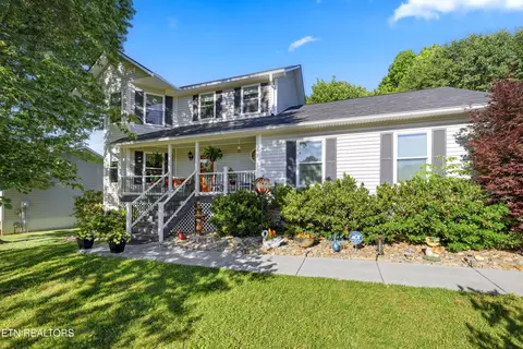 6835 Rambling Brooks Ln, Knoxville, TN 37918
