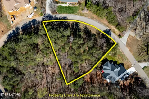 112 Indian Shadows Drive, Maryville, TN 37801