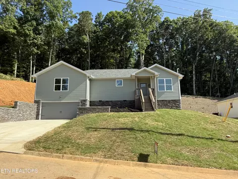 378 Signet Ln, Maynardville, TN 37807
