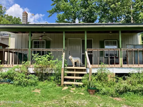 5271 Vardy Blackwater Rd, Sneedville, TN 37869