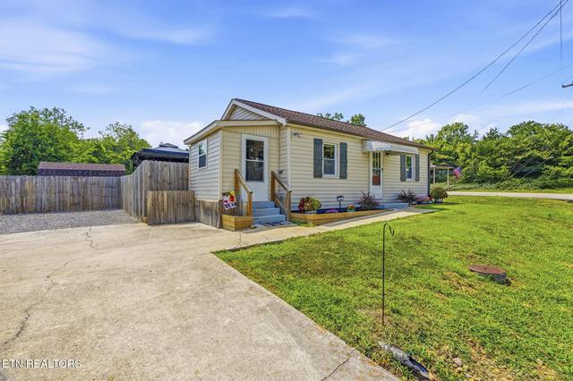 104 County Farm Rd, Maryville, TN 37801