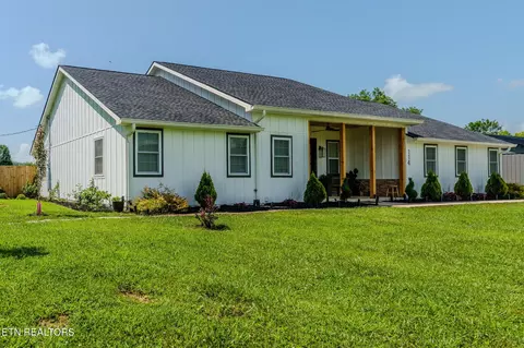 114 Eldon Justice Rd, Oliver Springs, TN 37840