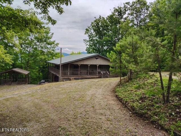 1889 Natures Ln, Sevierville, TN 37862