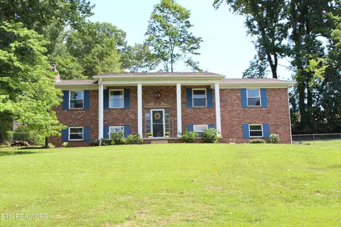 1604 Cherrybrook Dr, Knoxville, TN 37912