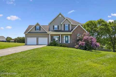 3135 Blueberry Dr, New Market, TN 37820