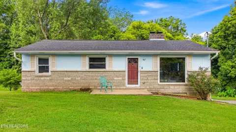 5711 Cilla Rd, Knoxville, TN 37920