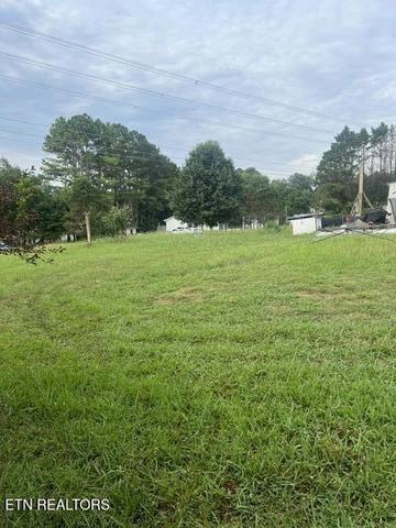 180 Hamil Rd, Friendsville, TN 37737