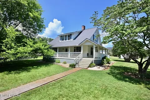 3232 Reiley Dr, Maryville, TN 37801