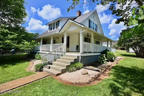 3232 Reiley Dr, Maryville, TN 37801