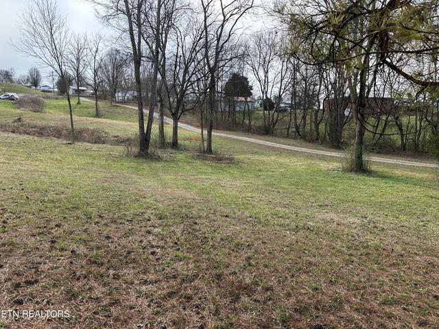 1219 Sweetwater Vonore Rd, Sweetwater, TN 37874