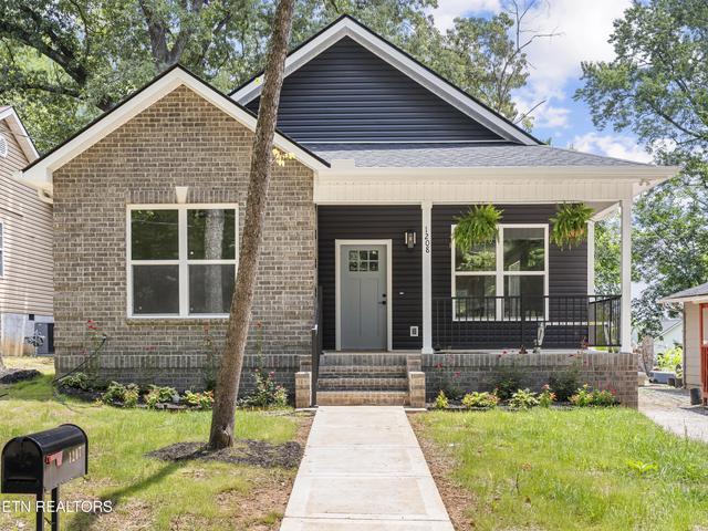 1208 Ohio Ave, Knoxville, TN 37921